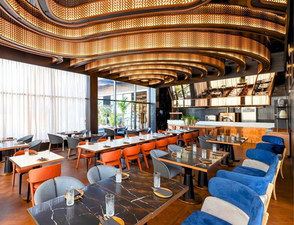 High Above Pune – Where the City Finds Its New Rhythm at Highdive, Radisson Blu Pune Kharadi